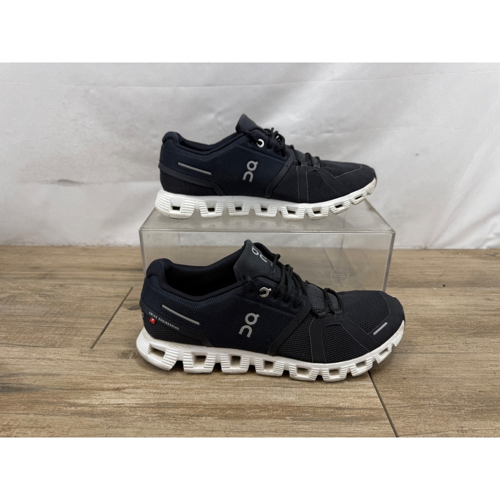 On Cloud Cloudswift Womens Running Shoes Black White 59.98904 Size 9
